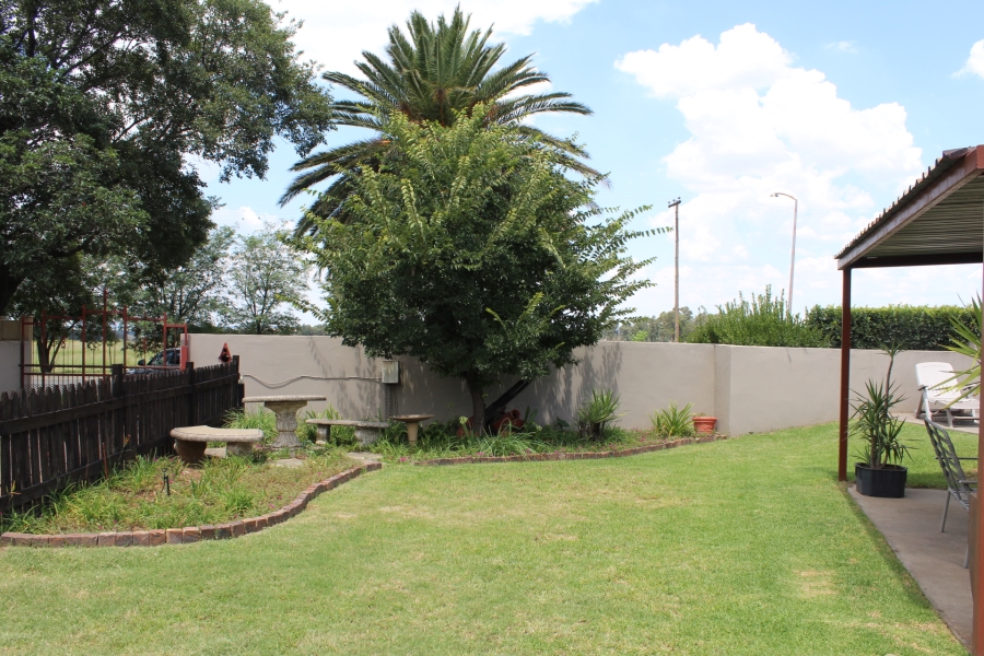 4 Bedroom Property for Sale in Vaalpark Free State